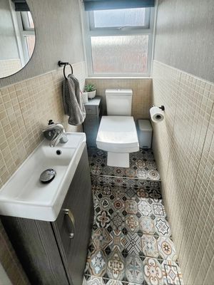 En suite- click for photo gallery